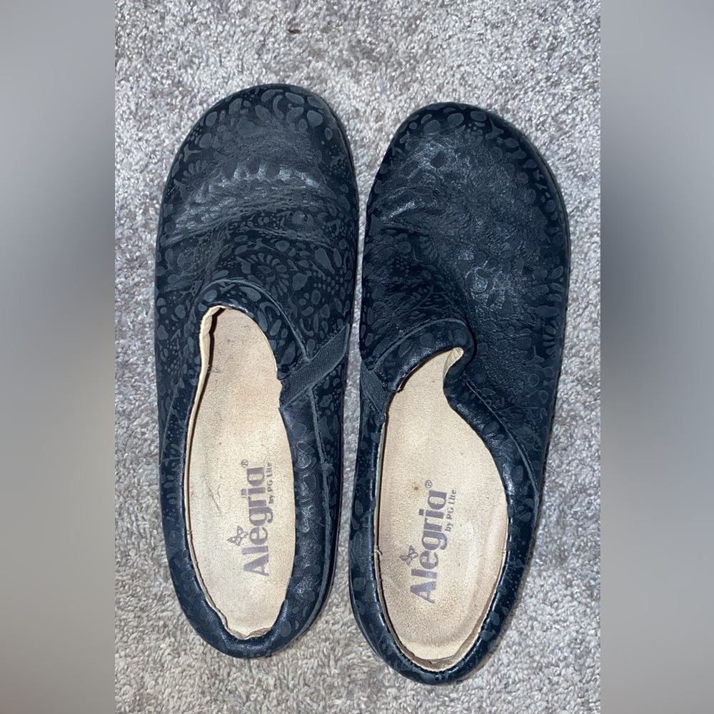 Alegria clogs